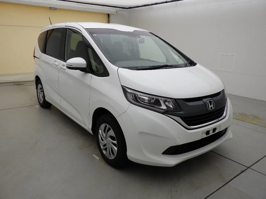 Honda Freed  с аукциона в Японии