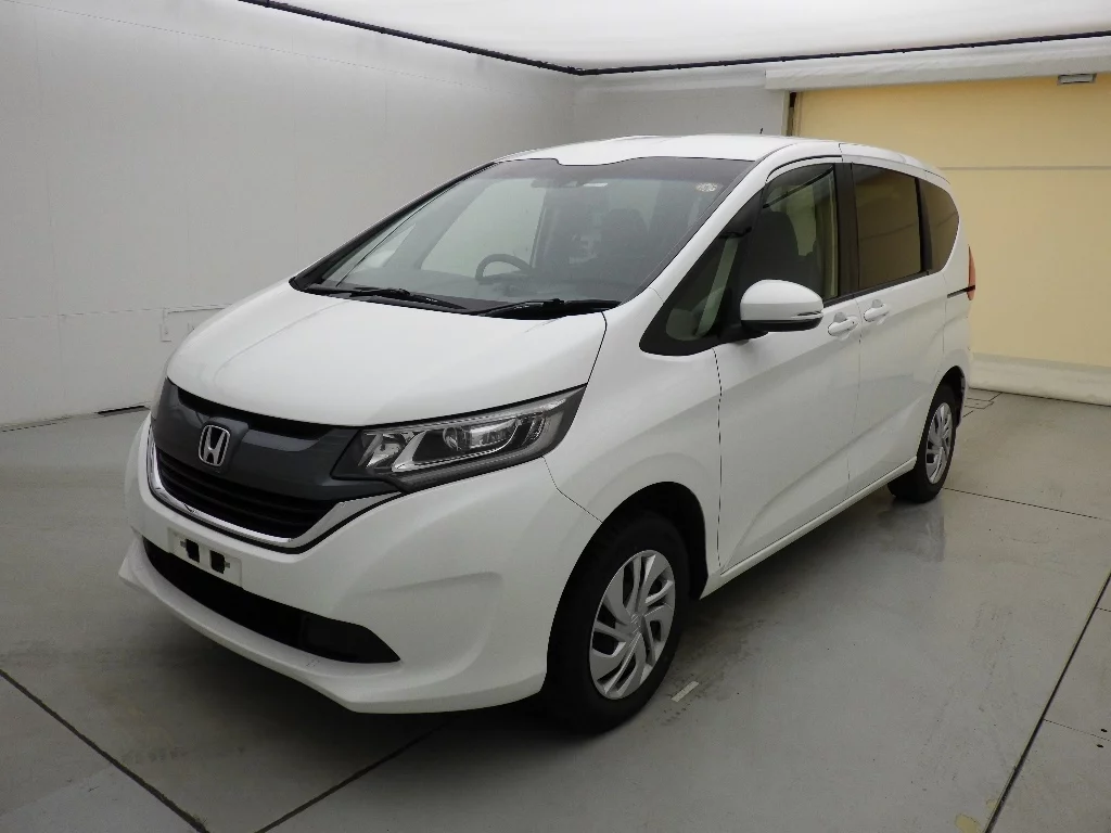 Honda Freed  с аукциона в Японии