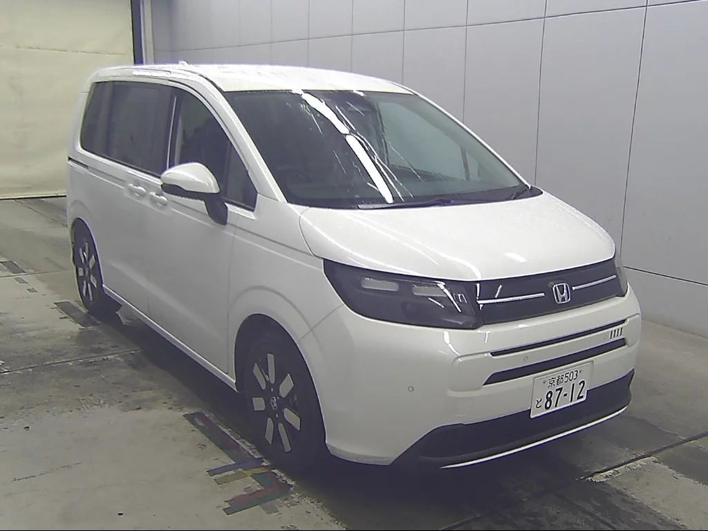 Honda Freed  с аукциона в Японии