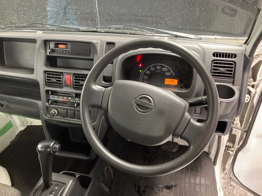 Nissan NT100 Clipper  с аукциона в Японии