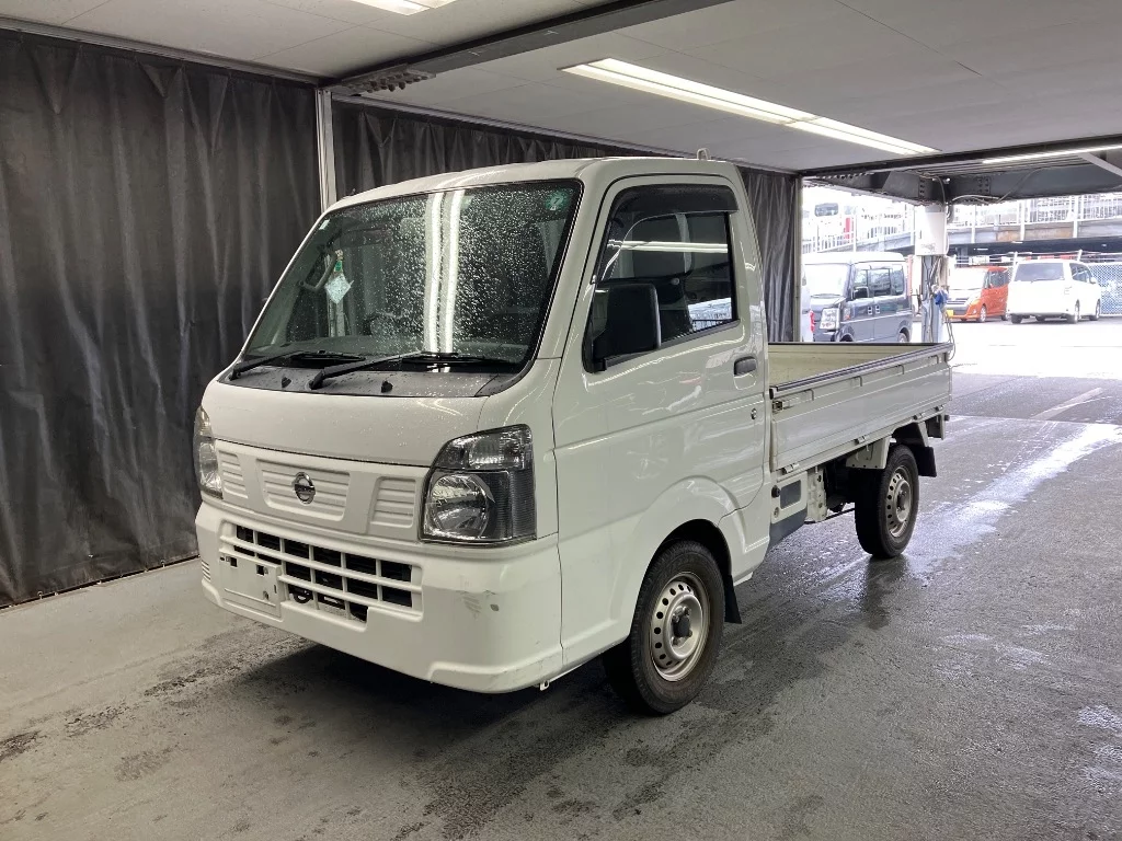Nissan NT100 Clipper  с аукциона в Японии