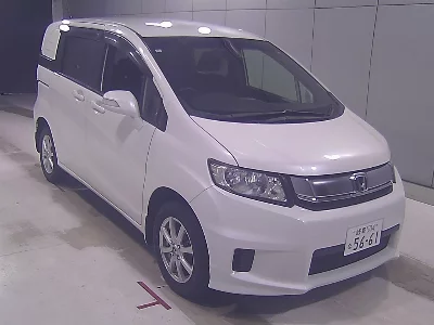 HONDA FREED SPIKE