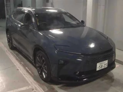 Toyota Crown Estate