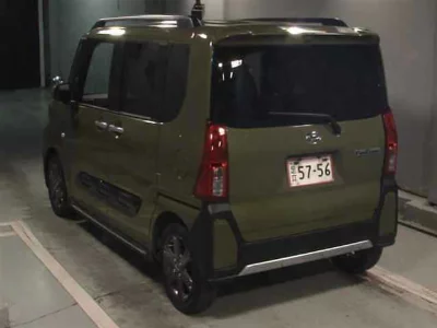 DAIHATSU TANTO FUN CROSS