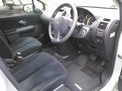 Nissan Lafesta