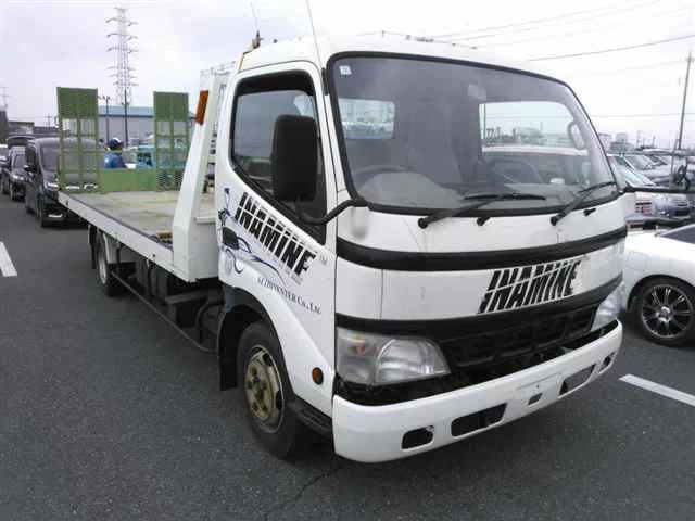 Toyota Dyna  с аукциона в Японии
