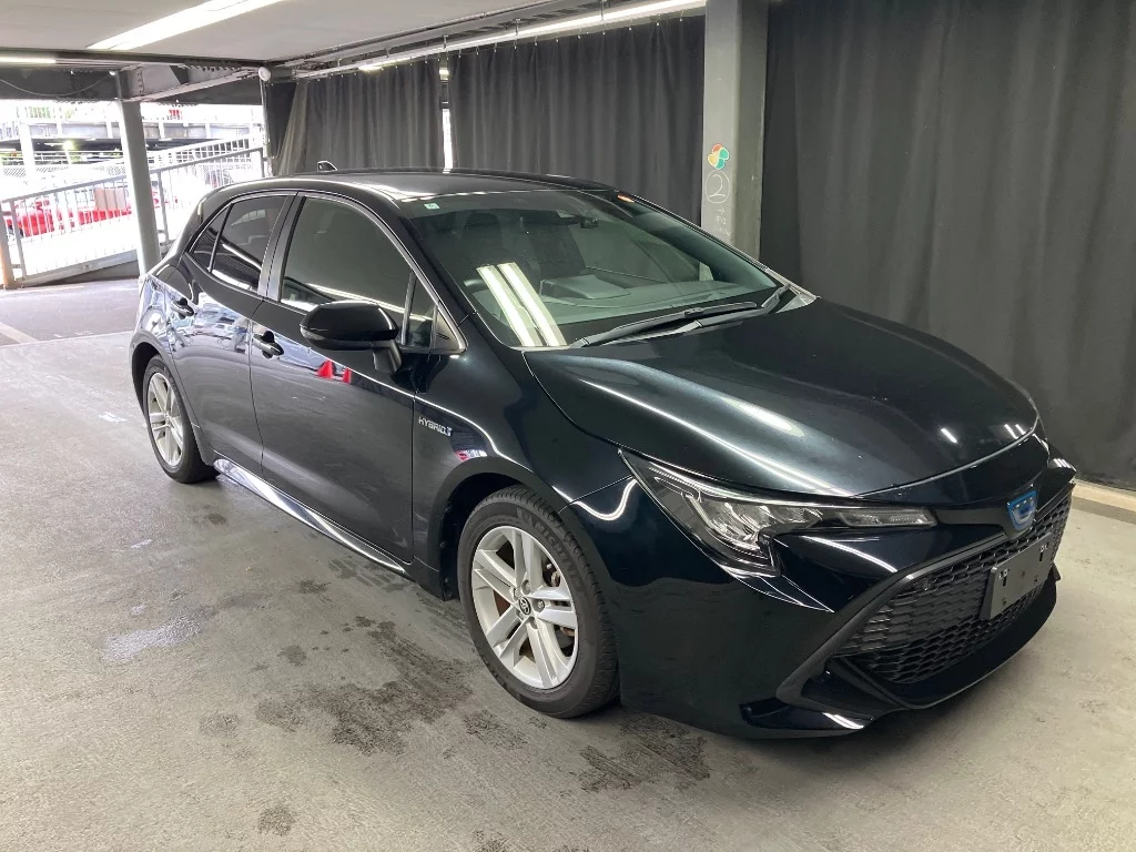 Toyota Corolla Hatchback  с аукциона в Японии
