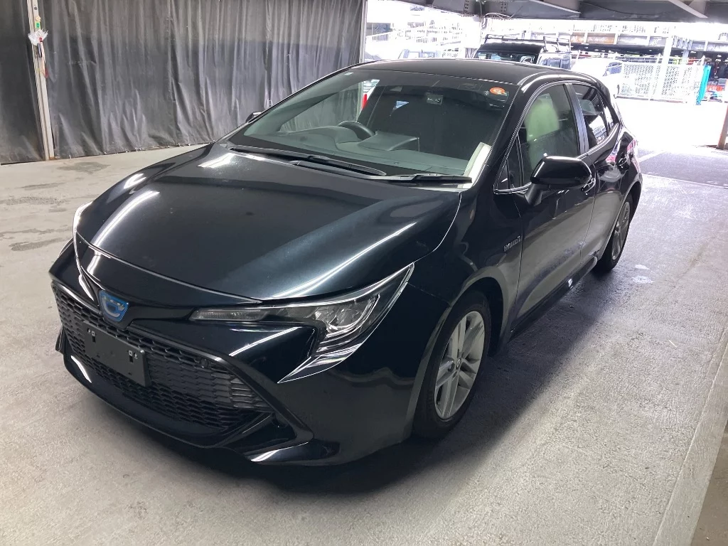 Toyota Corolla Hatchback  с аукциона в Японии