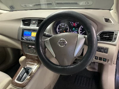 Nissan BLUEBIRD SYLPHY