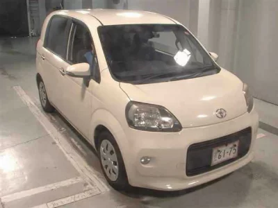 TOYOTA PORTE