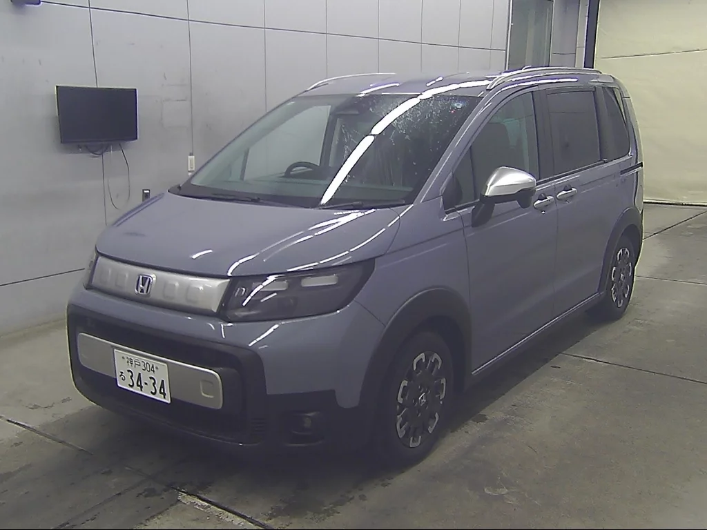 Honda Freed  с аукциона в Японии