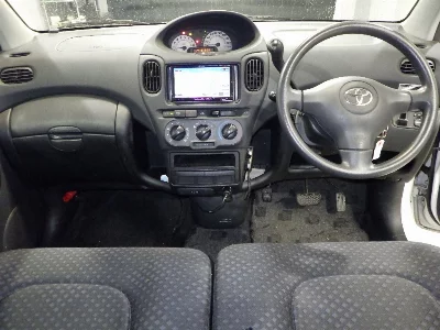 TOYOTA FUN CARGO