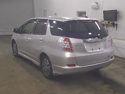 HONDA FIT SHUTTLE