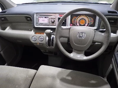 HONDA LIFE