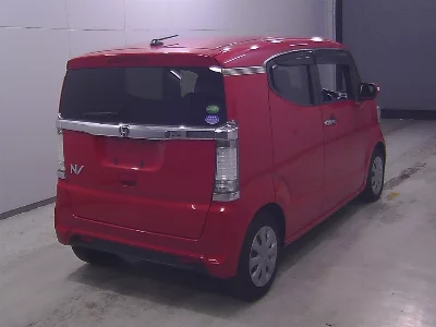 HONDA N-BOX SLASH