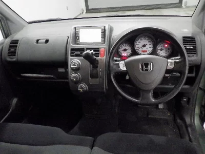 HONDA MOBILIO SPIKE