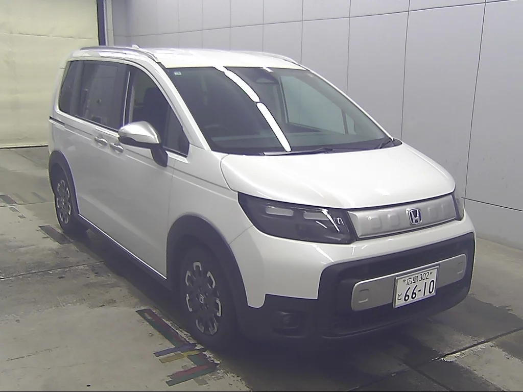 Honda Freed  с аукциона в Японии