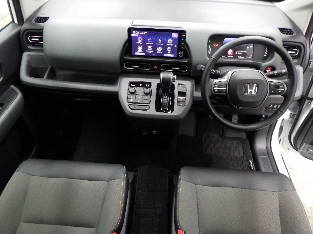 Honda Freed  с аукциона в Японии