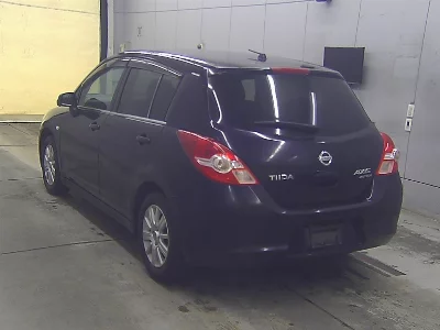 Nissan Tiida