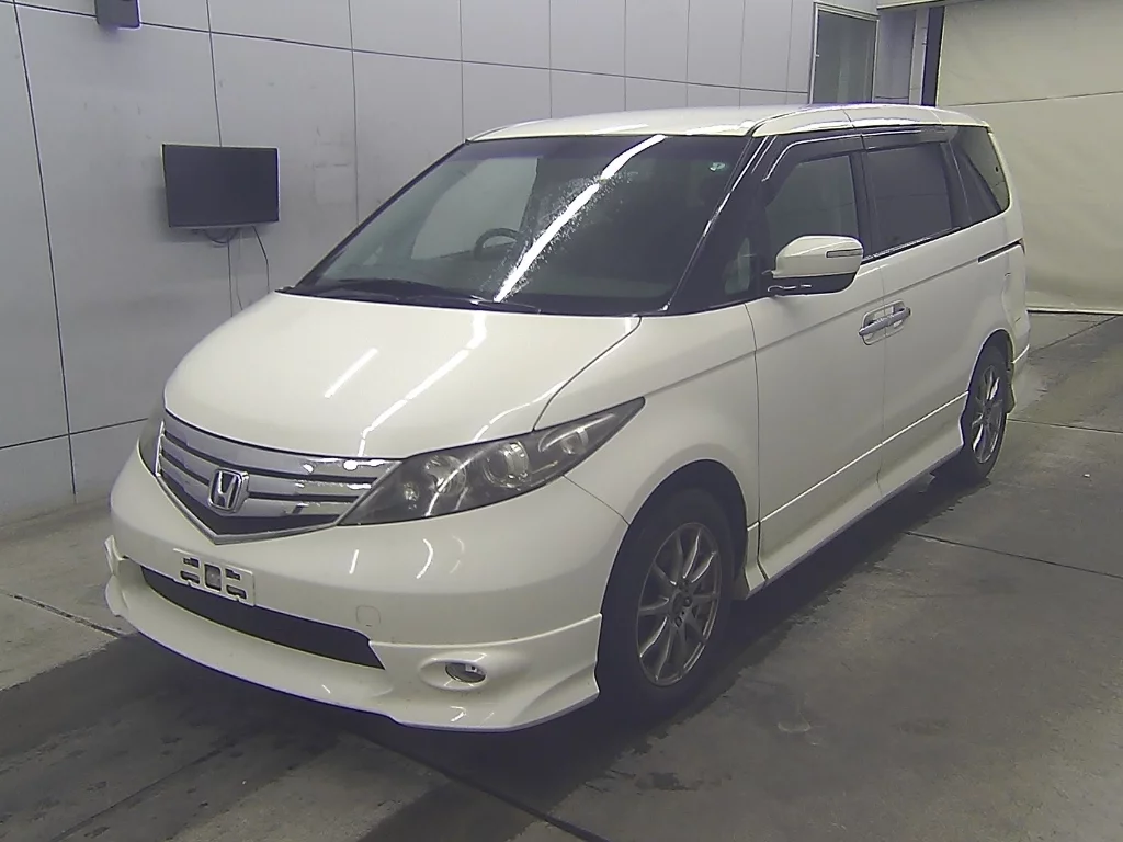Honda Elysion  с аукциона в Японии