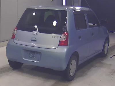 DAIHATSU ESSE