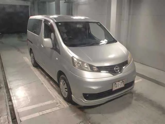 Nissan NV200  с аукциона в Японии