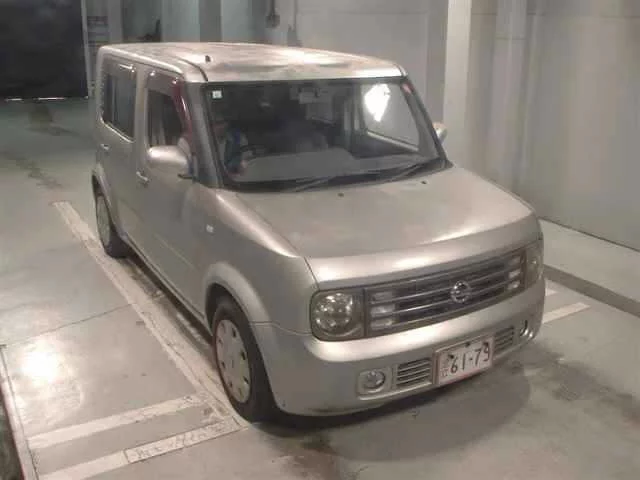 Nissan Cube Cubic  с аукциона в Японии