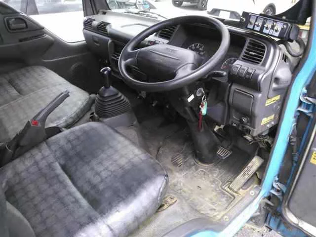 Isuzu Elf  с аукциона в Японии