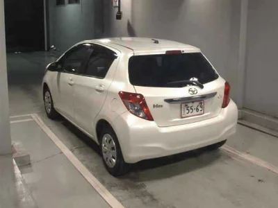 TOYOTA VITZ