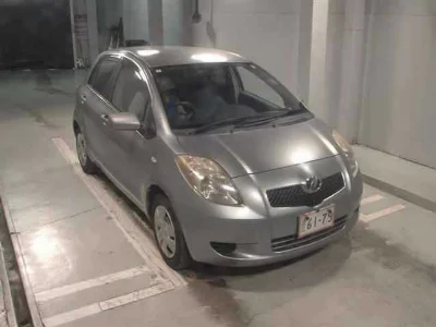 TOYOTA VITZ