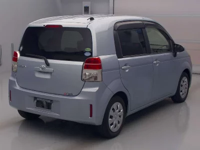 TOYOTA SPADE