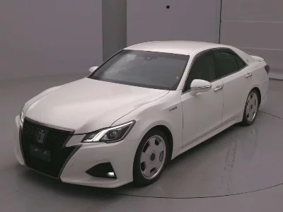 TOYOTA CROWN HYBRID