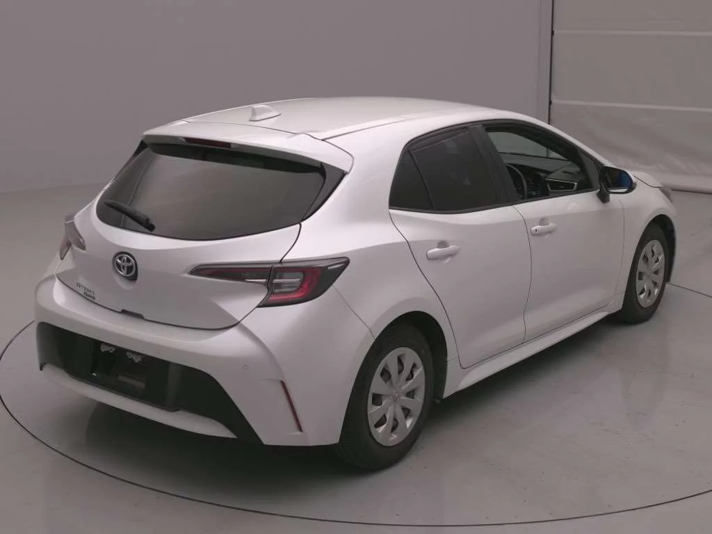 Toyota Corolla Hatchback  с аукциона в Японии