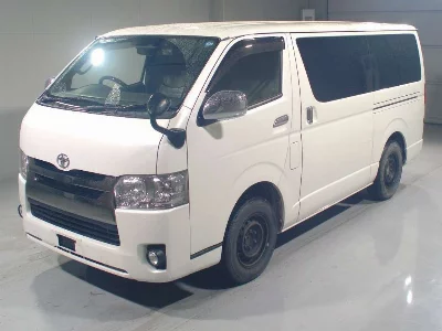 TOYOTA HIACE VAN