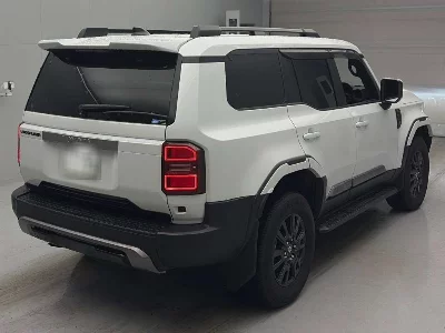 TOYOTA LAND CRUISER 250