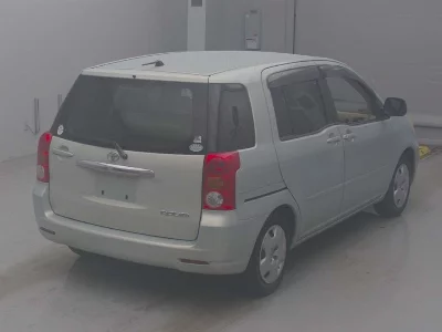 TOYOTA RAUM