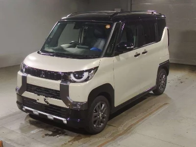Mitsubishi Delica Mini