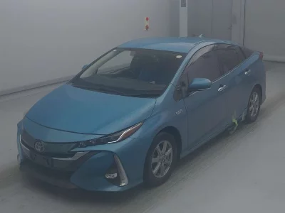 TOYOTA PRIUS PHV