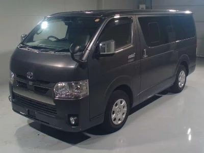 TOYOTA HIACE VAN