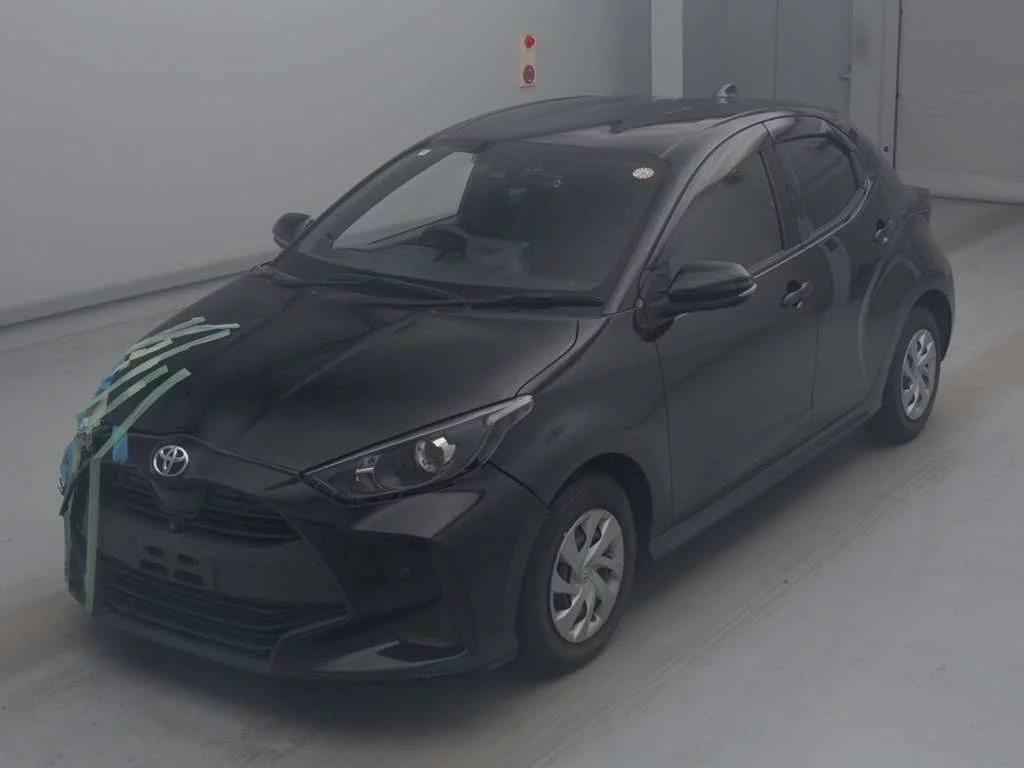 Toyota Yaris  с аукциона в Японии