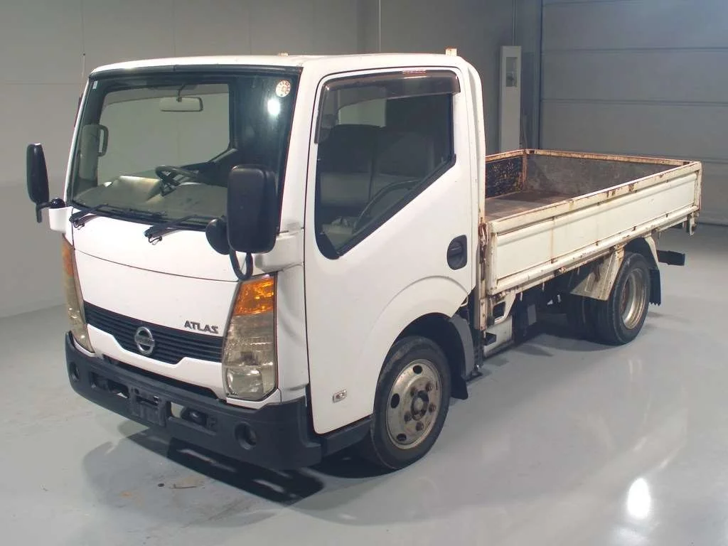Nissan Atlas  с аукциона в Японии