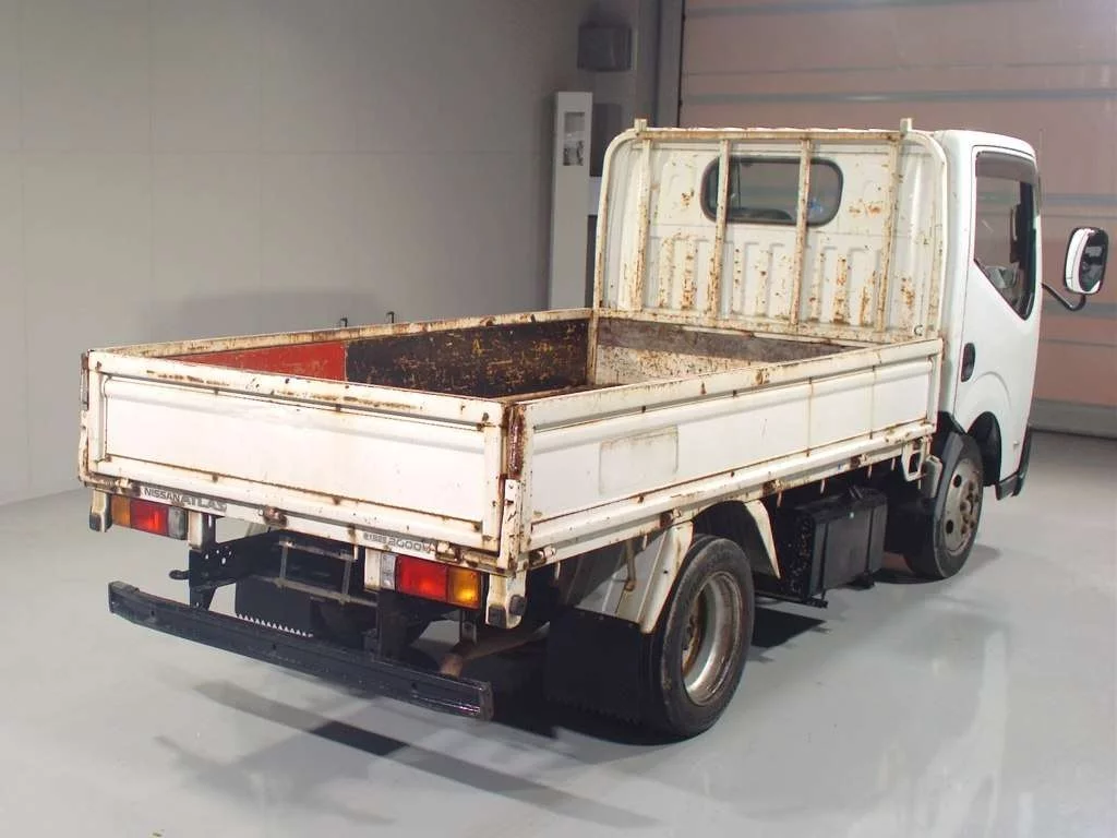 Nissan Atlas  с аукциона в Японии
