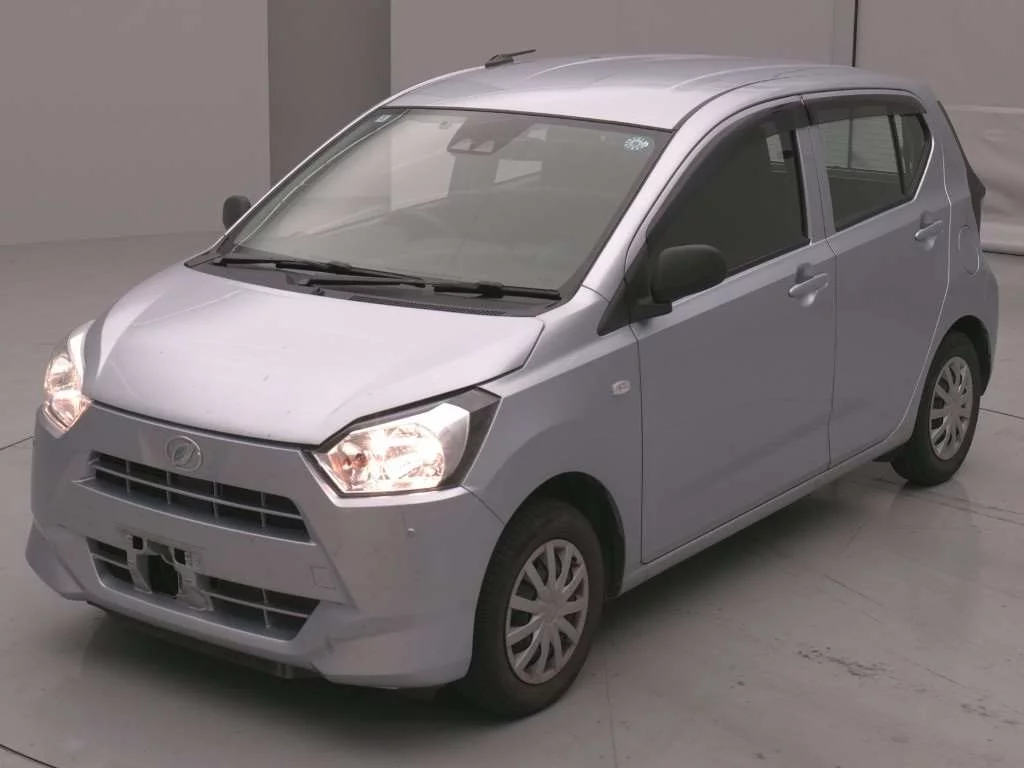 Daihatsu Mira e:S  с аукциона в Японии