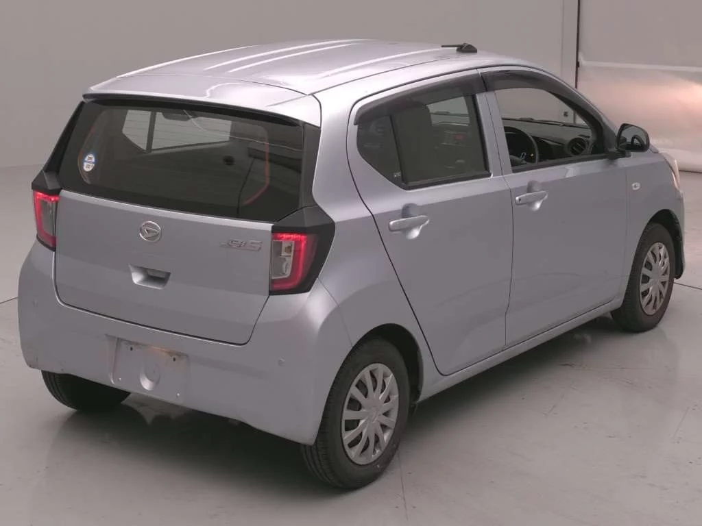 Daihatsu Mira e:S  с аукциона в Японии