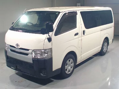TOYOTA REGIUS VAN