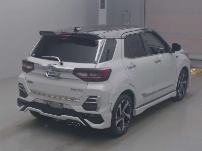 DAIHATSU ROCKY