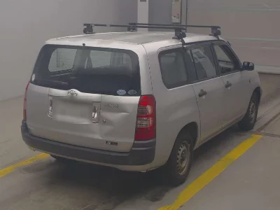 TOYOTA SUCCEED VAN