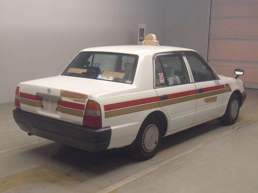 Toyota Comfort  с аукциона в Японии
