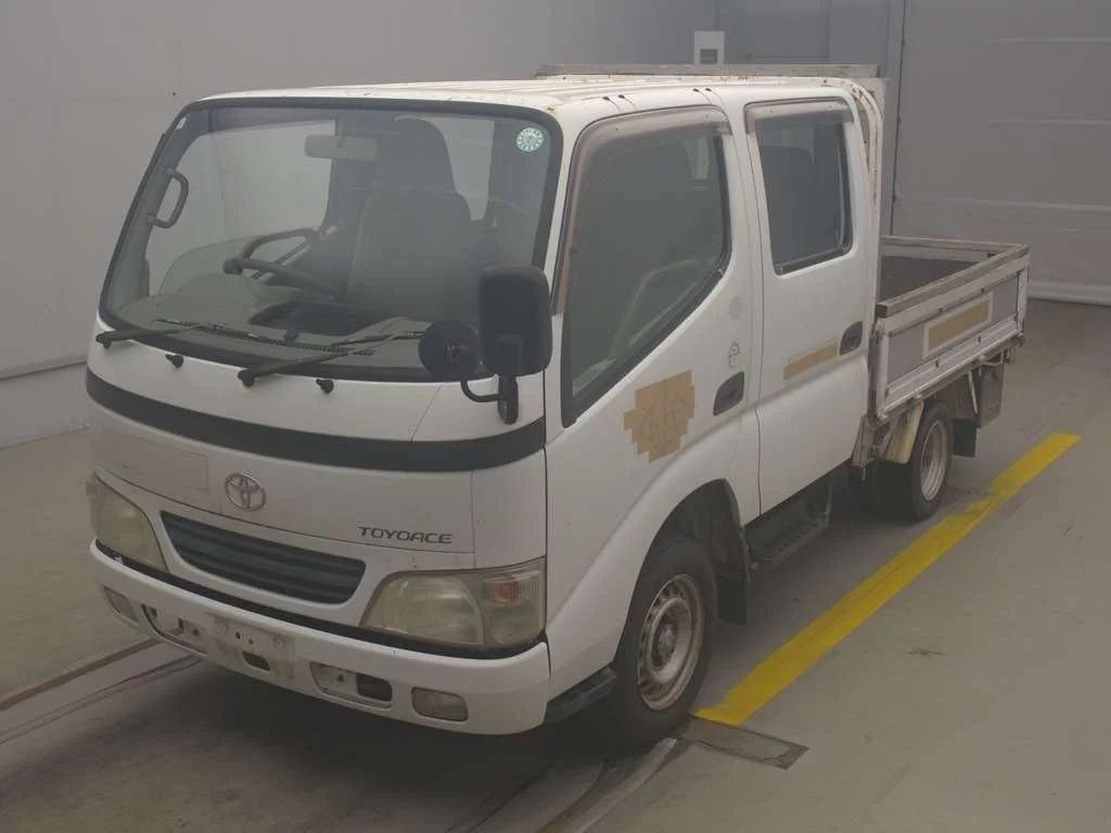 Toyota ToyoAce  с аукциона в Японии