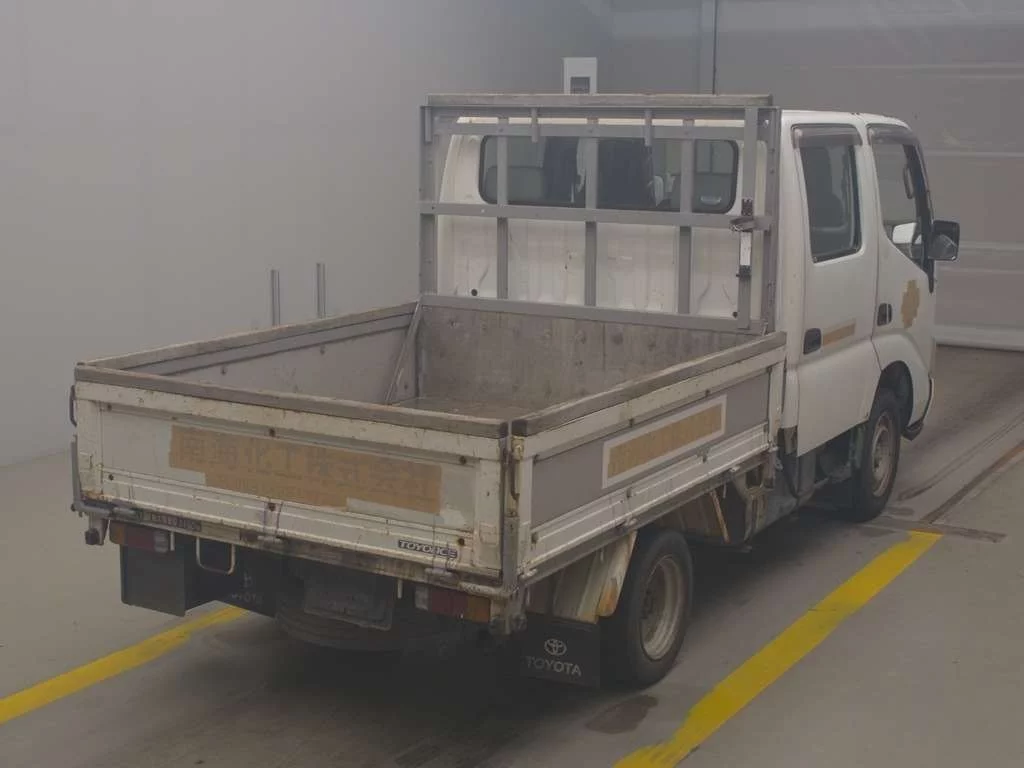 Toyota ToyoAce  с аукциона в Японии